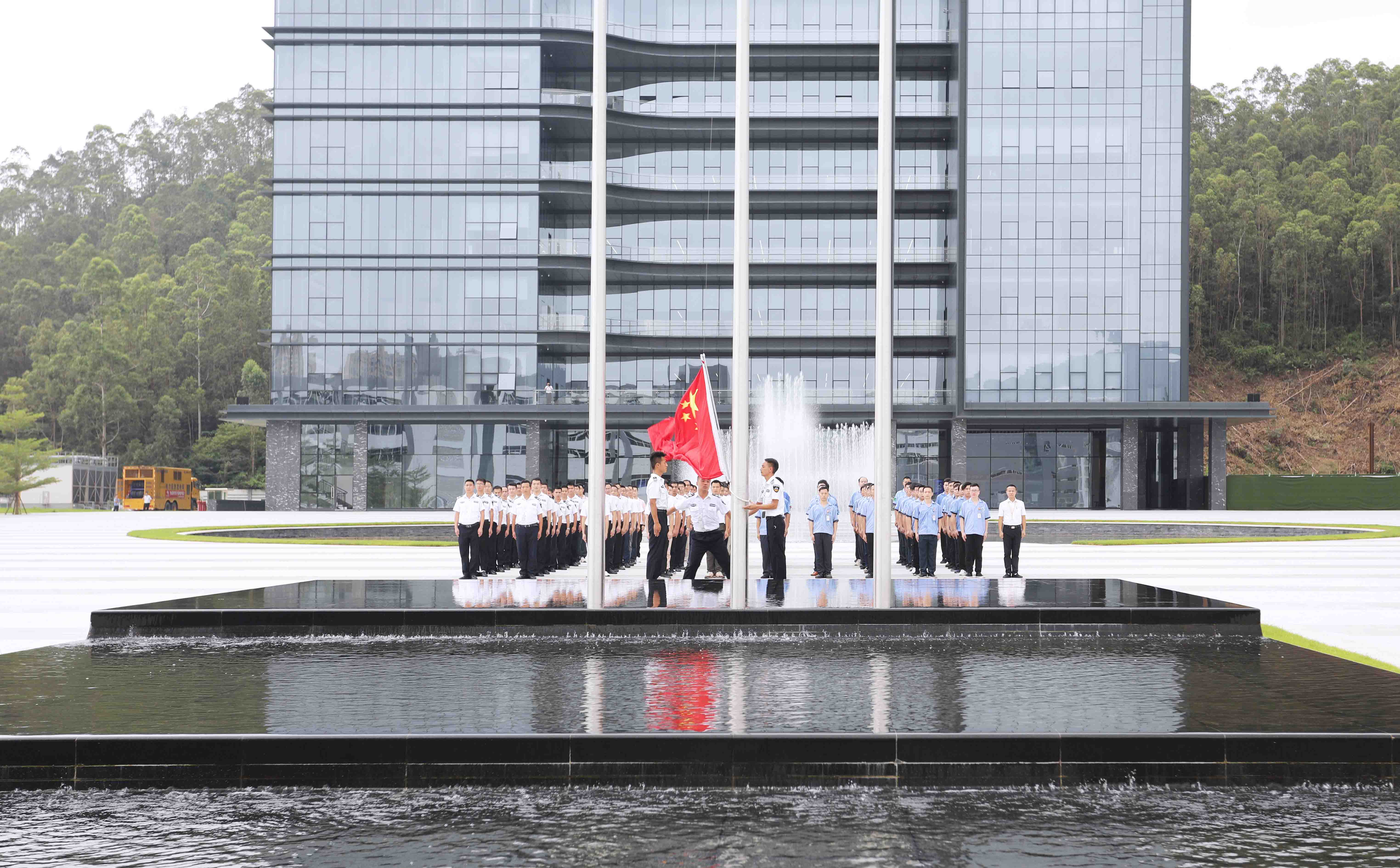 lewin乐玩科技举行八一退伍军人活动